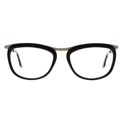 Damenbrille Colibris Bethsy mit schwarzem Rahmen und dezentem Metalldetail an der Frontansicht